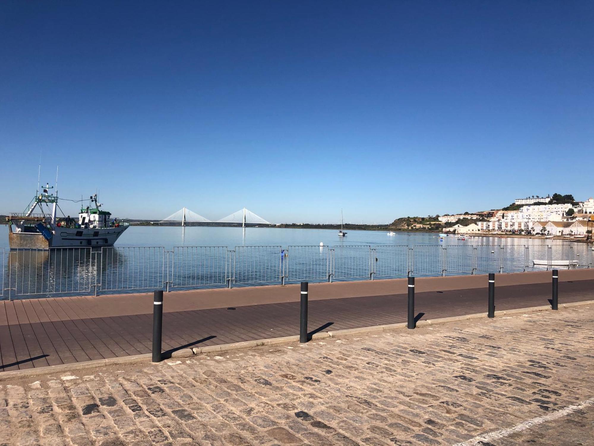 Apartamento L&G Centro Ayamonte Luaran gambar